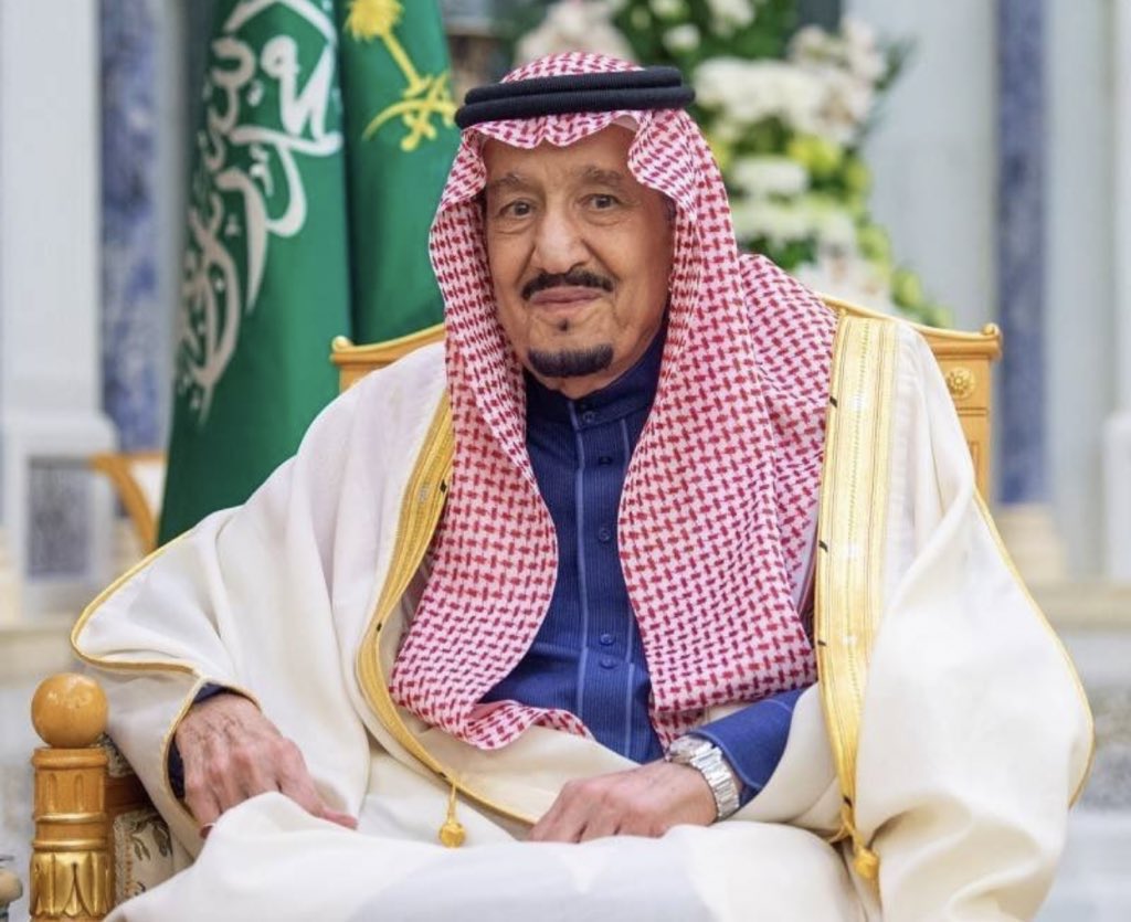 A_al_aesari's tweet photo. #امر_ملكي .. بتقديم الاختبارات مع
بداية #رمضان ، فشكرا باسم الشعب
لـ #خادم_الحرمين_الشريفين الملك
#سلمان_بن_عبدالعزيز ، يحفظه الله
و شكـراً لسمو سيدي . . #ولي_العهد
#محمد_بن_سلمان يحفظه الله 🇸🇦
و نسأل الله أن يـديم على هذه البلاد
أمنها و استقرارها ، وأن يبلغنا وإياكم
#رمضان https://t.co/96KwTiEPnR