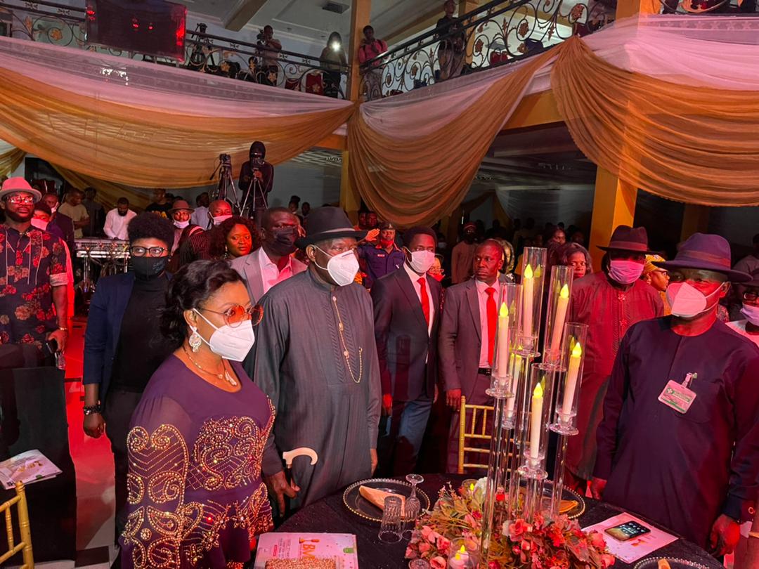 I am pleased that my contributions  to national service are still being appreciated years after I have left office. Thanks to Bayelsa Media Awards Committee for  honouring me with the Leadership Icon Award at Bayelsa Media Awards 2021. 
- GEJ