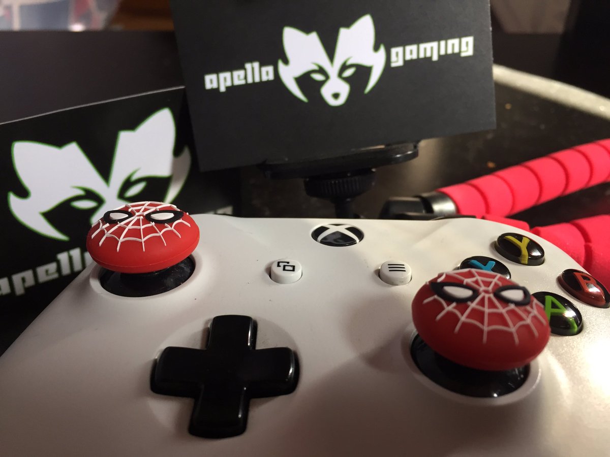 Thats1G's tweet photo. Enjoying my new Apella Gaming ‘ Spider-Man ‘ toggle grips, They feel great and I always have grip, which is great cause my hands get sweaty when I game😅🤟🏽 #BarbaricGames #NowThatsBarbaric #spiderman https://t.co/Iivti2qnKb