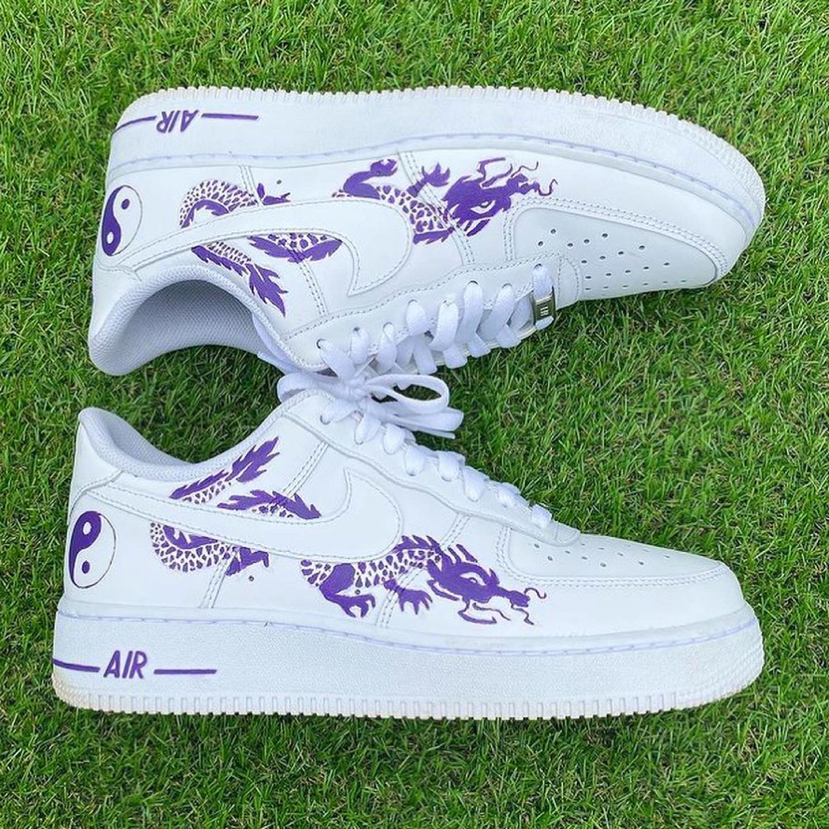kickzplugldn's tweet photo. Custom Air Force 1 https://t.co/vDvuyB0Uqv