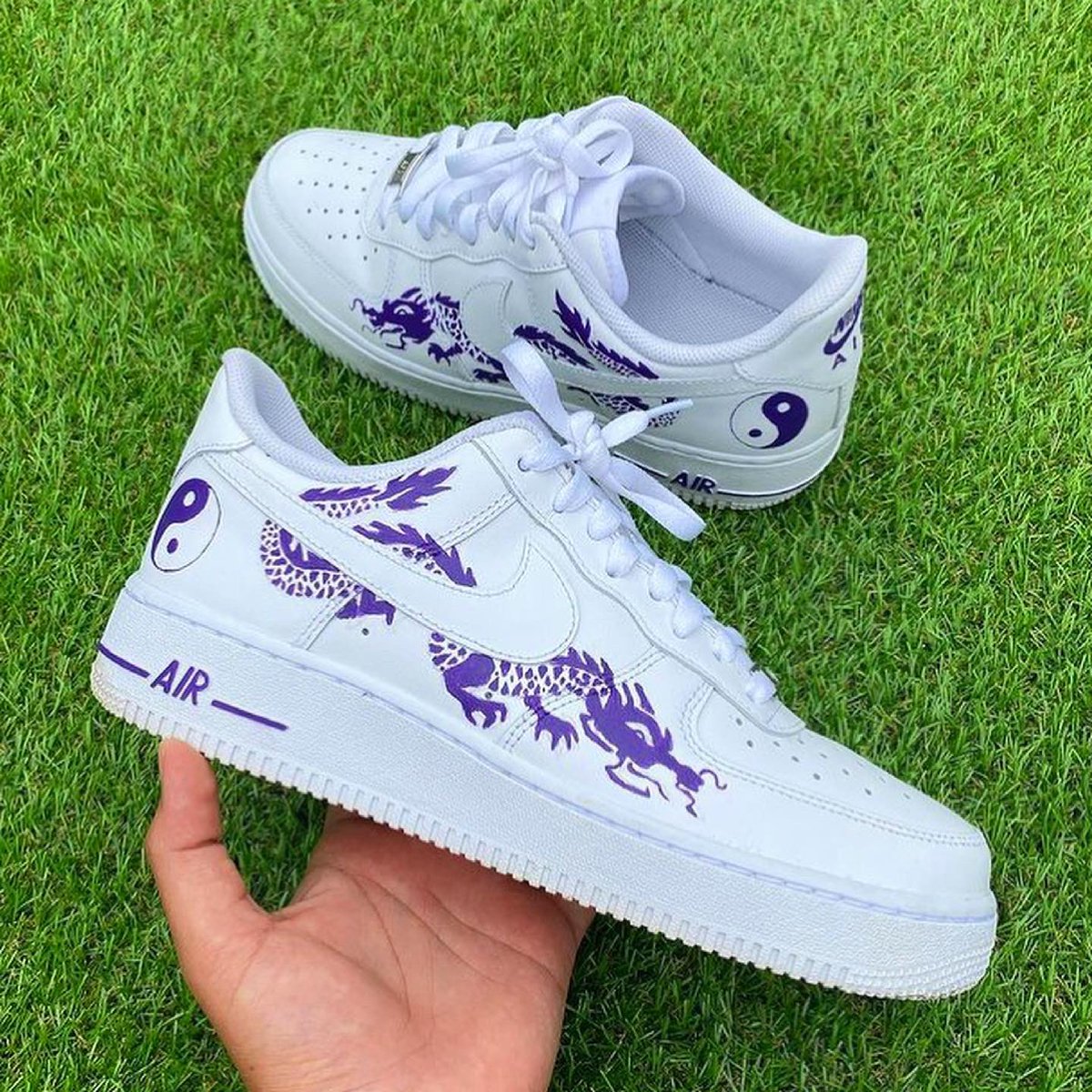 kickzplugldn's tweet photo. Custom Air Force 1 https://t.co/vDvuyB0Uqv