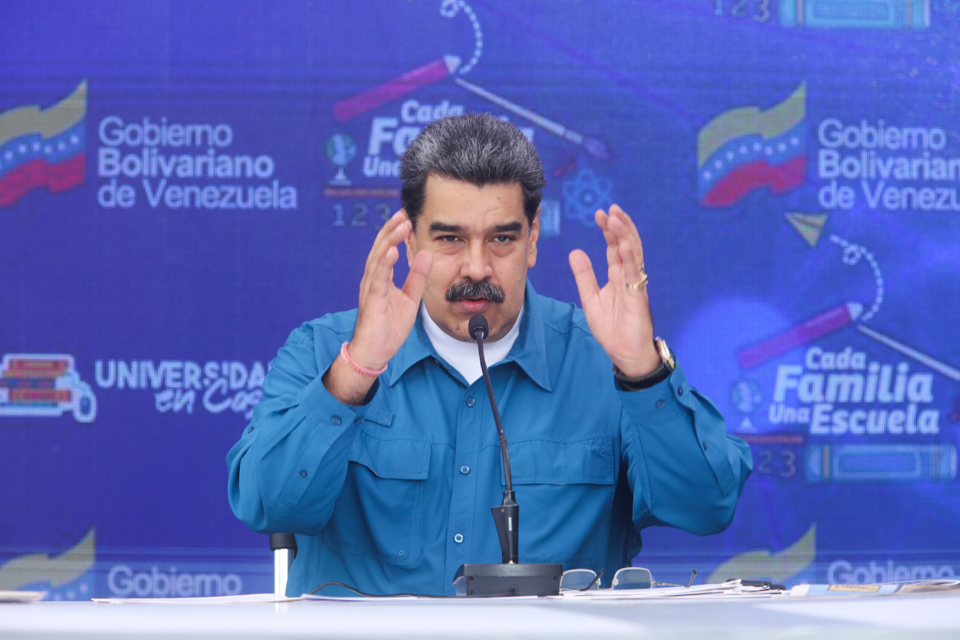 CarnetDLaPatria's tweet photo. #ANUNCIO | Pdte.@NicolasMaduro autoriza apertura del Sistema Nacional de Ingreso a partir del #15Abr para la incorporación de más de 400.000 bachilleres al sistema educativo universitario

#LaCovidNoEsCoba https://t.co/f6UfbOtiM8