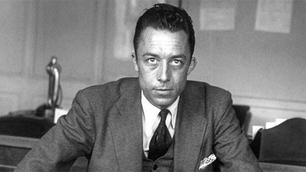 « Il vient toujours une heure dans l'histoire où celui qui ose dire que deux et deux font quatre est puni de mort. L'instituteur le sait bien. »
Albert Camus