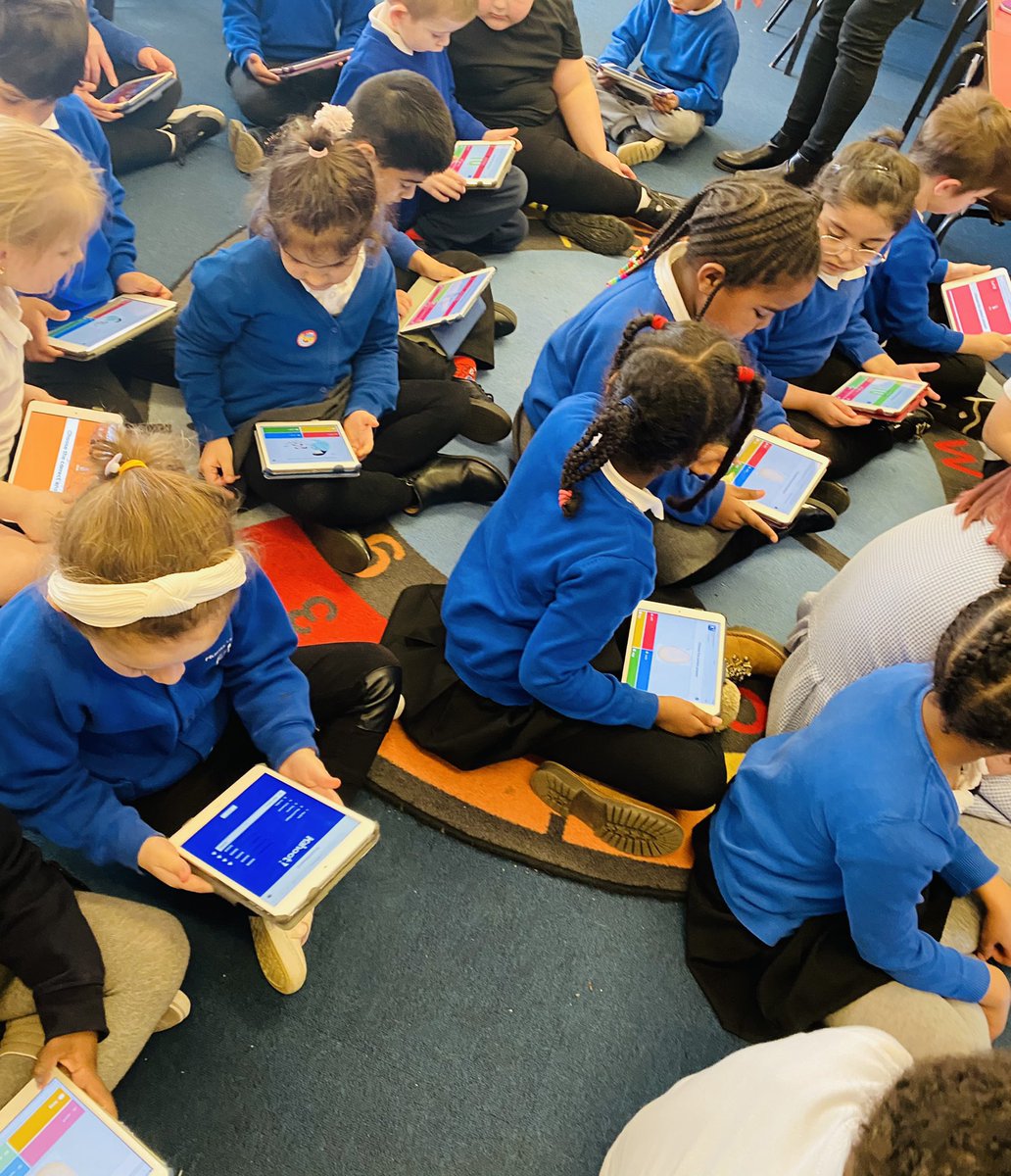 MattSPeet's tweet photo. Incredibly proud to represent @MowmacreHill primary at the Now and Next EdTech Conference. We are leading the way &amp; using Tech to truly blend learning #Edtech #Discoverytrust #Microsoftedu #CenturyTech #Emma_Turner75 #NicolePonsford #Broadclyst #JonathanBishop #DanesfieldSchool https://t.co/oTm53HCRT7