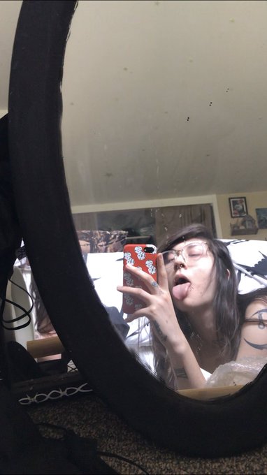 3 pic. Link in bio🤑 https://t.co/10taw07Vuq