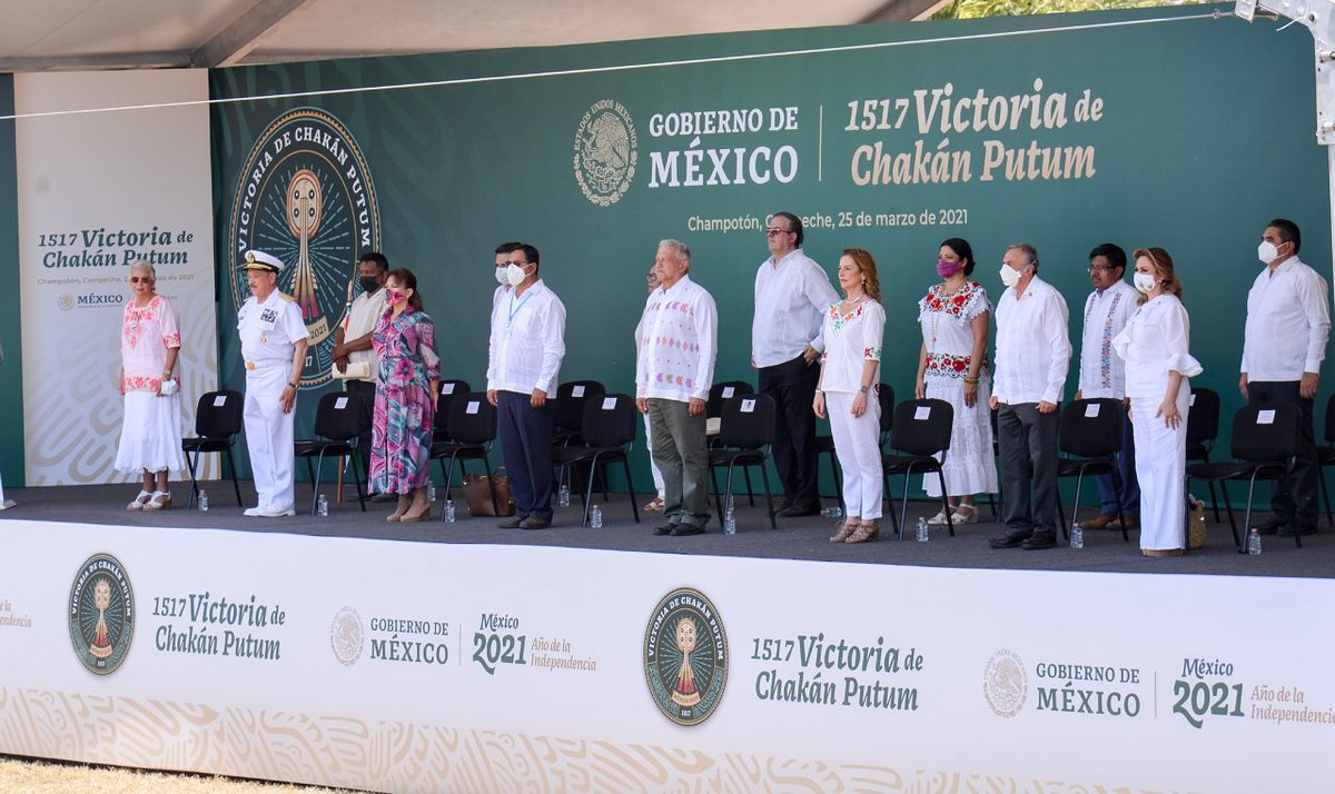 AysaGonzalez's tweet photo. Con la presencia de los presidentes @lopezobrador_ y de Bolivia, @LuchoXBolivi, así como de sus distinguidas esposas, @BeatrizGMuller y Lourdes Durán Romero, respectivamente, encabezamos en el Sector Naval de #Champotón la ceremonia del “Día de la Victoria de Chakán Putum” (1/2) https://t.co/7ODwDae0iJ