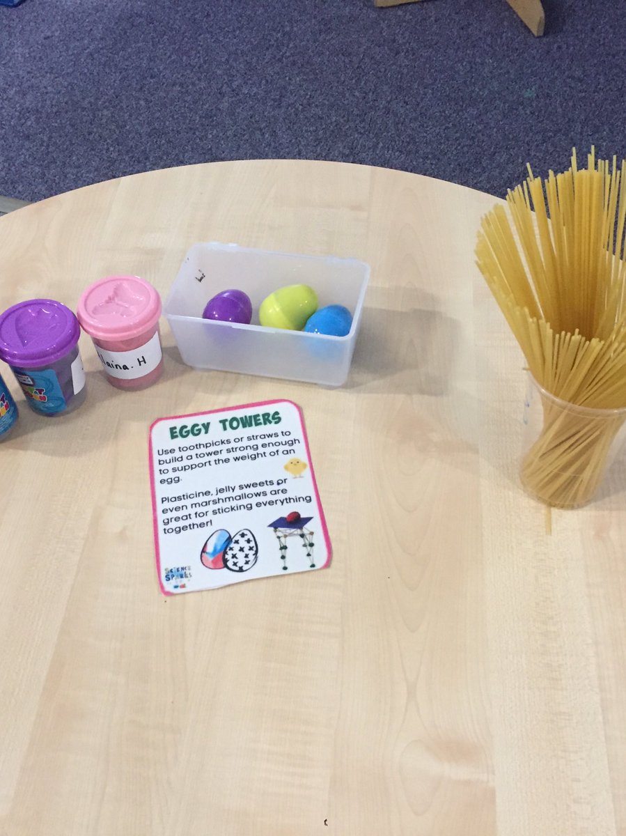 BarrhillPrimary's tweet photo. We had to build a tower to support the weight of a sand filled egg! @SACPlayistheway https://t.co/1N57Wsp2WP
