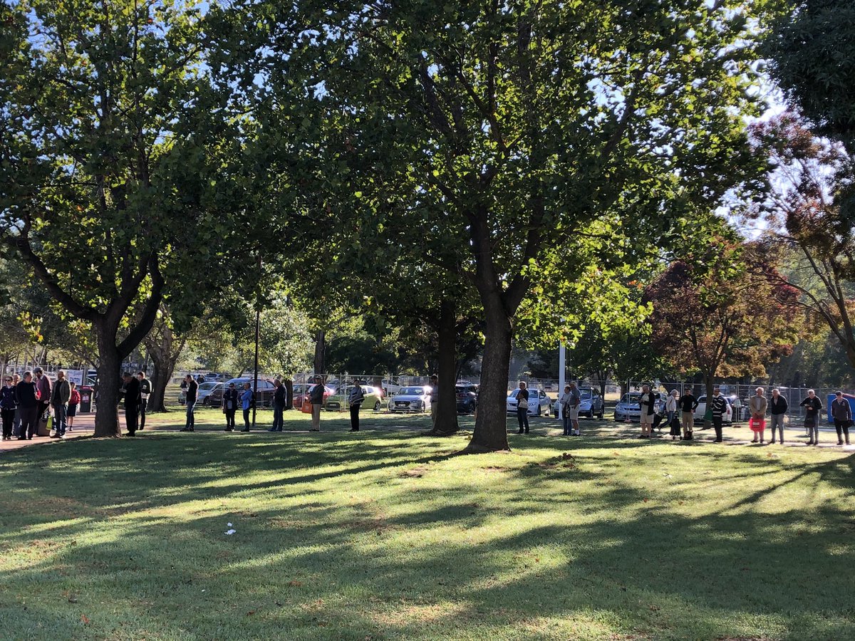 Lifeline Canberra tweet media