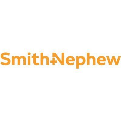 World renowned Local Company <a href="/SmithNephewPLC/">Smith+Nephew</a> show support by gifting <a href="/hull4heroes/">Hull 4 Heroes</a> £1000 to our much needed  running costs, Covid has definitely taken its toll, but with a little help from our friends we will grow stronger 
TY &amp; your staff 4  your support 

#strongertogether