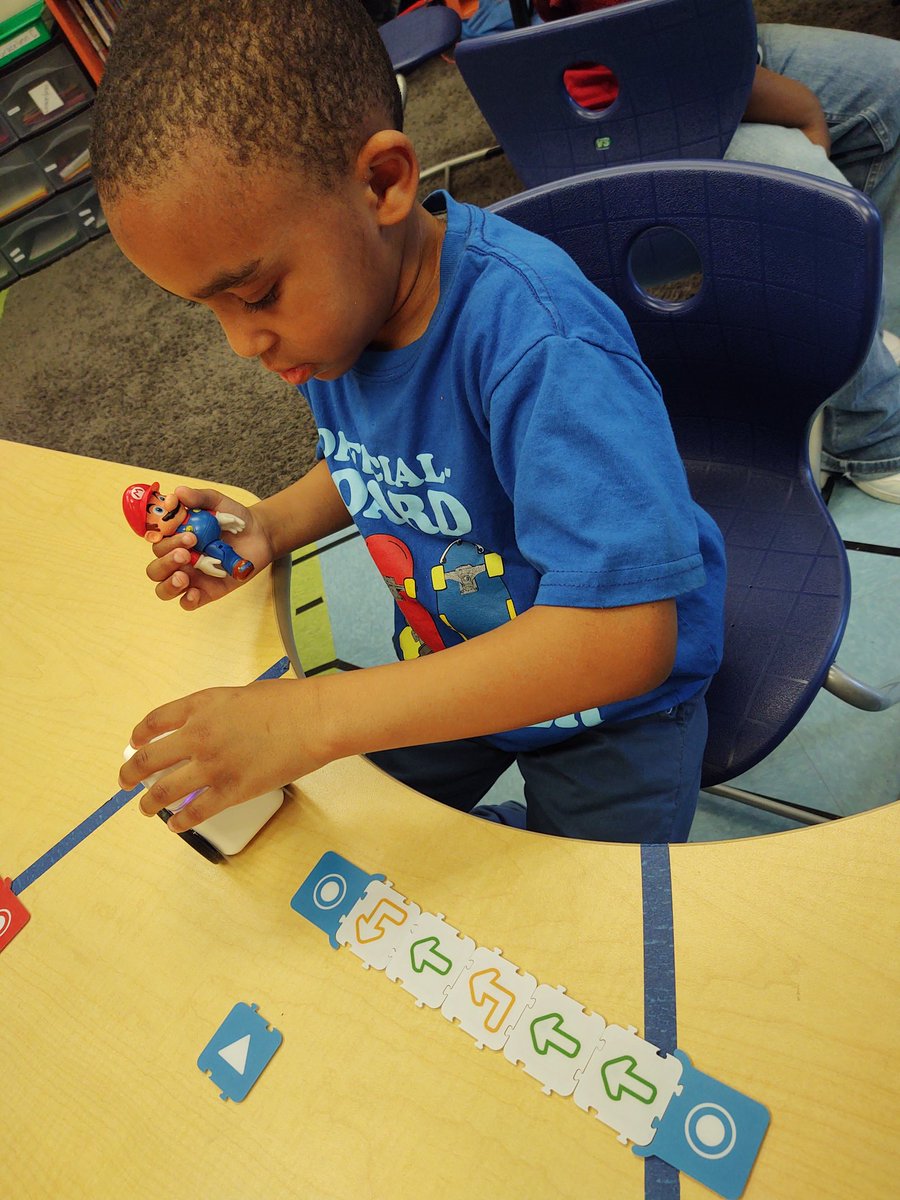 Mrs_Spurlin's tweet photo. The start of coding with Kubo! The kiddos love him. He had to go night night at the end so we could charge him. A few tears were shed b/c they didn't want to let him go #Robots4Autism https://t.co/uNJaaE0Fmm