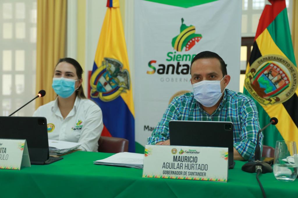 MAguilarHurtado's tweet photo. Hoy desarrollamos un nuevo Consejo de Gobierno junto al equipo #SiempreSantander. Un espacio de concertación, construcción y análisis para revisar el avance de los proyectos contemplados en nuestro Plan de Desarrollo. ¡Gestión, acción y resultados! #SantanderProgresa. https://t.co/7D5am6bMOe