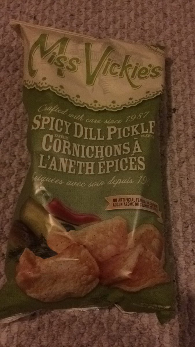 Ambrosita Bierce tweet media