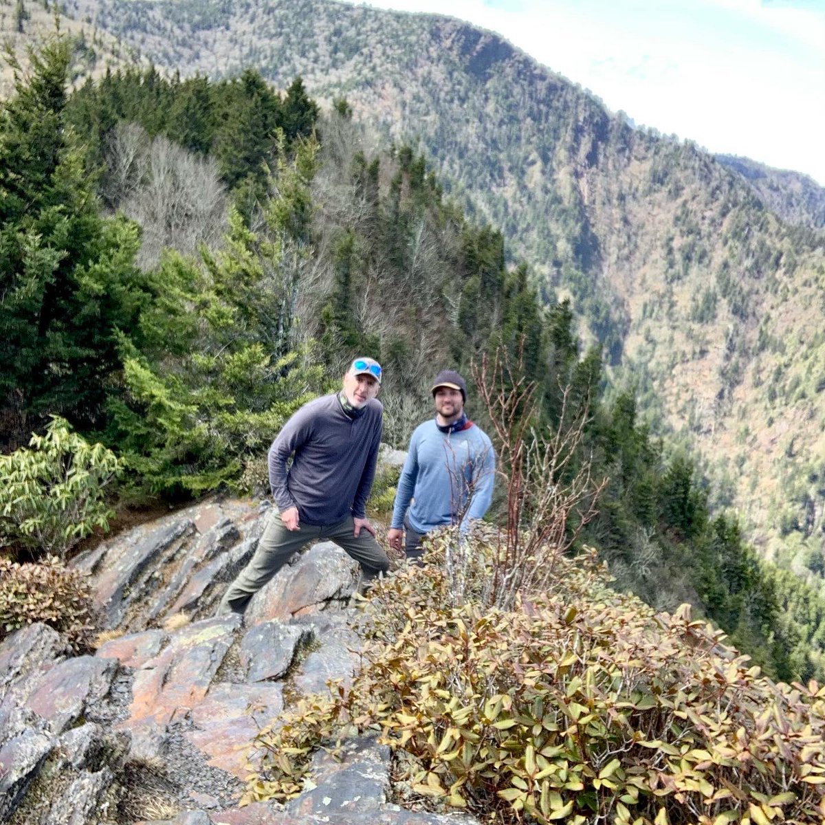 dman3121's tweet photo. 45.25 mi 
Takin’a 0 on Thursday 
#greatsmokymountains 
#AT #Appalachiantrail #charliesbunion #clingmansdome https://t.co/17fhbNf2nn