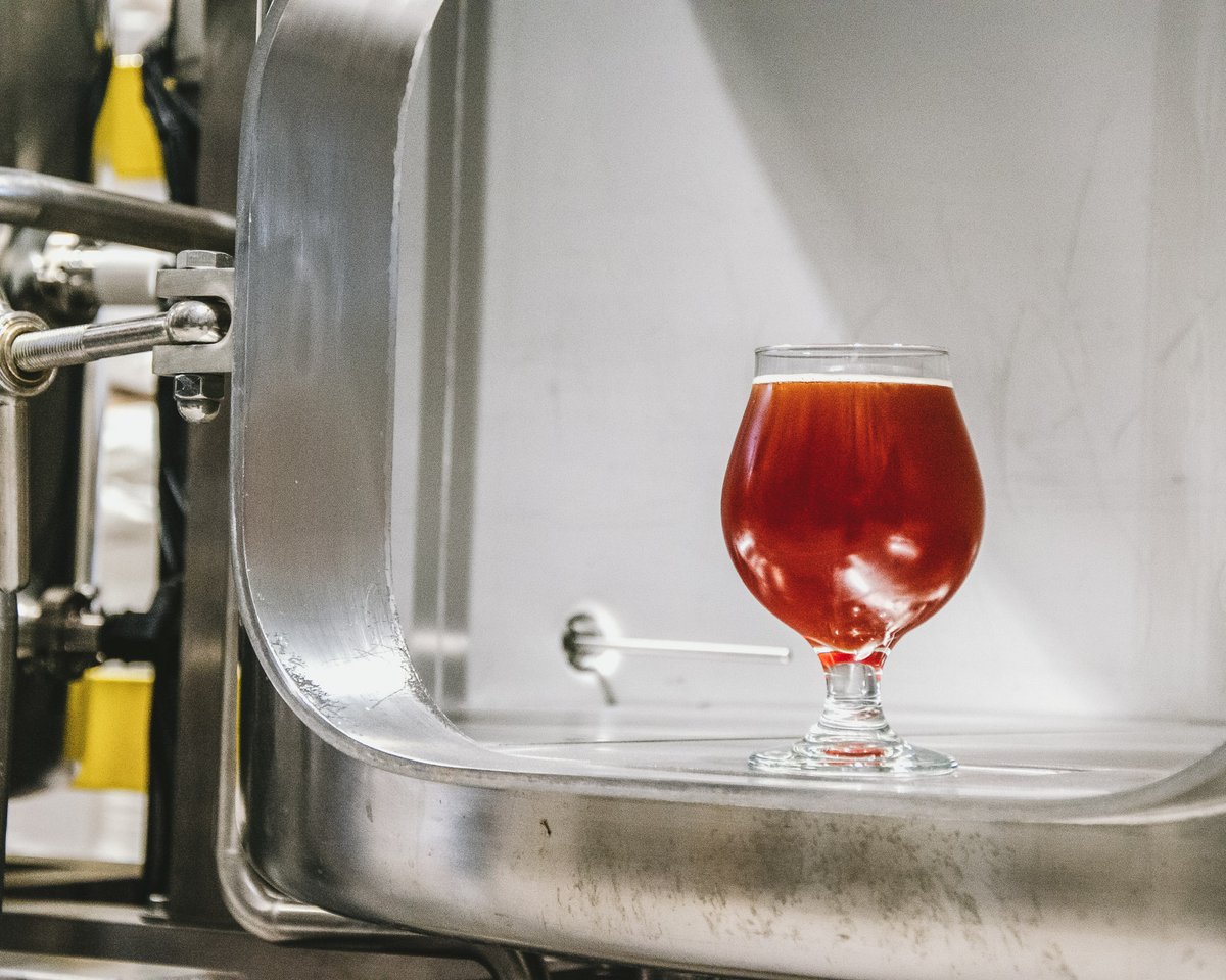 cdangerbrewer's tweet photo. Pom Pom Saison is a malt-forward Saison with notes of warming biscuit and rye. Aromas of orange, spices, and pomegranate are at the forefront. At 8% it will warm you up!
Only pouring at our taproom in Two Harbors while it lasts. 🍻
#saison #castledangerbrewery #pilotsystem https://t.co/lw6KleBxjv