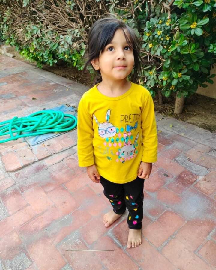 iihtishamm's tweet photo. Riyast-e-Madina

We need an answer 🙏🏻

This 3-year-old little baby girl from Kohat who was abducted yesterday and found dead today. 💔💔💔

#JusticeForHareem https://t.co/uZ5oi71dYA