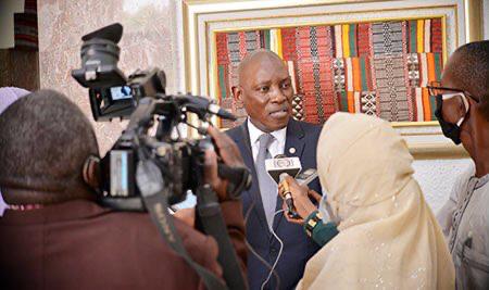 <a href="/mabinguengom1/">Mabingue Ngom</a> La fistule obstétricale entrave les efforts d’autonomisation de la femme africaine. En santé de la reproduction, la fistule obstétricale demeure une très grande préoccupation dans les pays en développement #EndFistula #EndChildMarriage #EndFGM <a href="/Niger_FirstLady/">Dr Lalla Malika Issoufou</a>