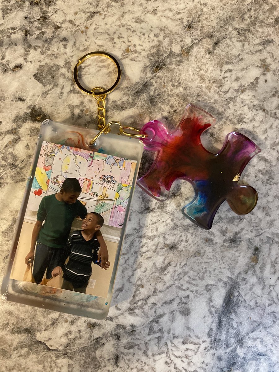DandPCustomz's tweet photo. Custom Autism Awareness keychains now available! Any color with pictures included! DM for purchase or visit our website! https://t.co/Ny2zXwnhkK
#blackowned #smallblackbusiness #autismawareness #Support #smallbusiness #diamondzandpearlzcustomz #handmade #share https://t.co/QZlQwzxhsu