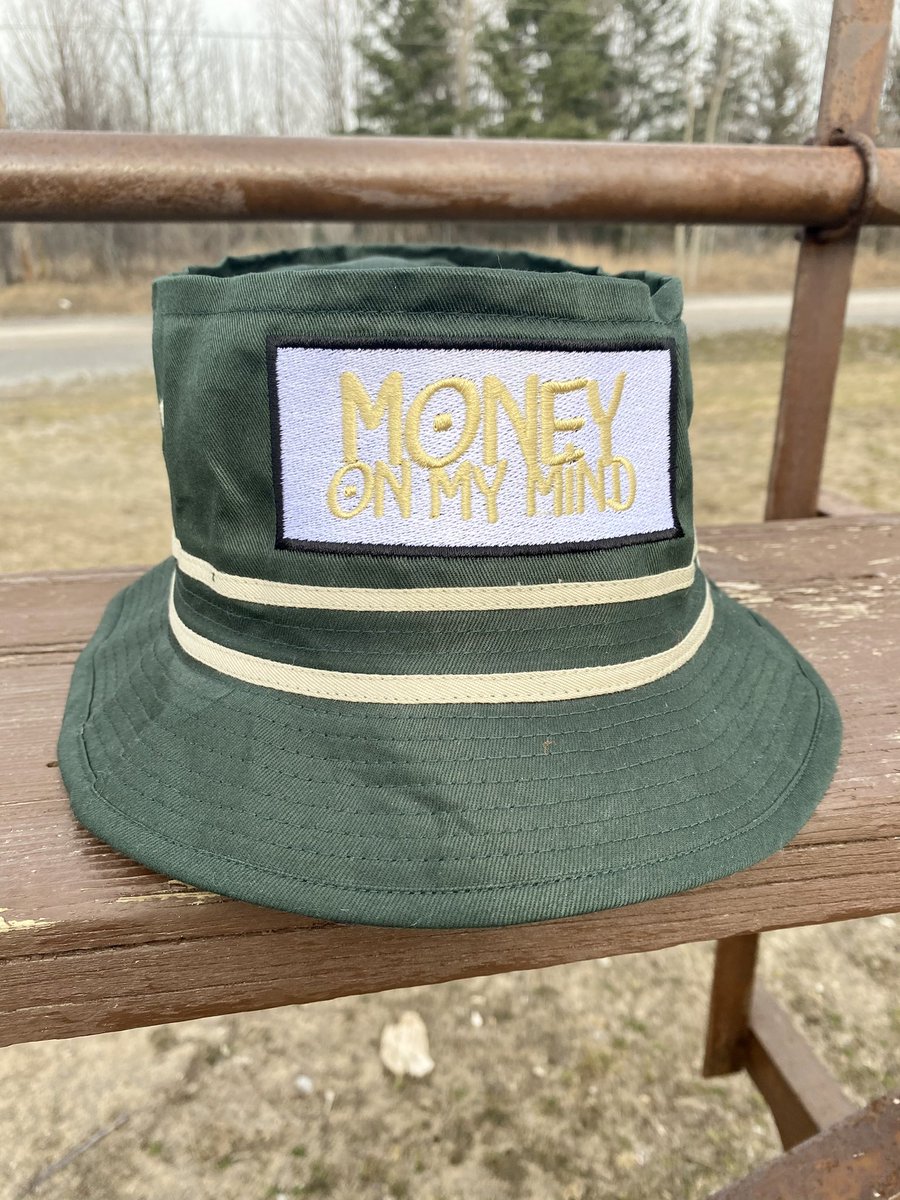 DSGMapparel's tweet photo. Stash In The Bucket MOMM Hats 🧠 #DSGM 🤐🤑 https://t.co/vvH2uIlFkM