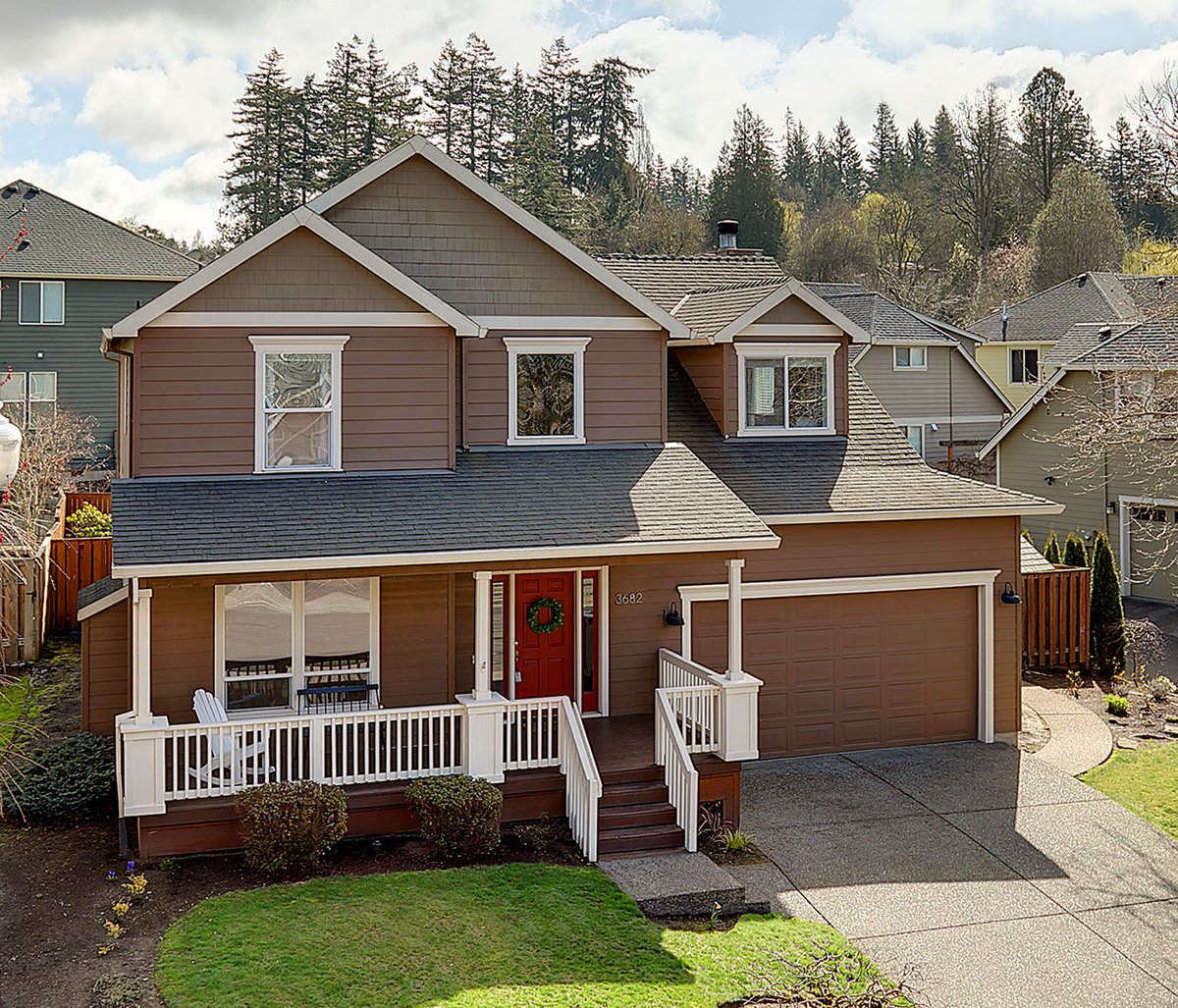 christianfriese's tweet photo. New listing in #bonnyslope! 4 beds, 2.5 baths, 2493 SF, $649,900 https://t.co/EtURATM5OX #pdxrealestate #newlisting #forsale #pdx #SunsetHigh https://t.co/Xt4xcXkESV