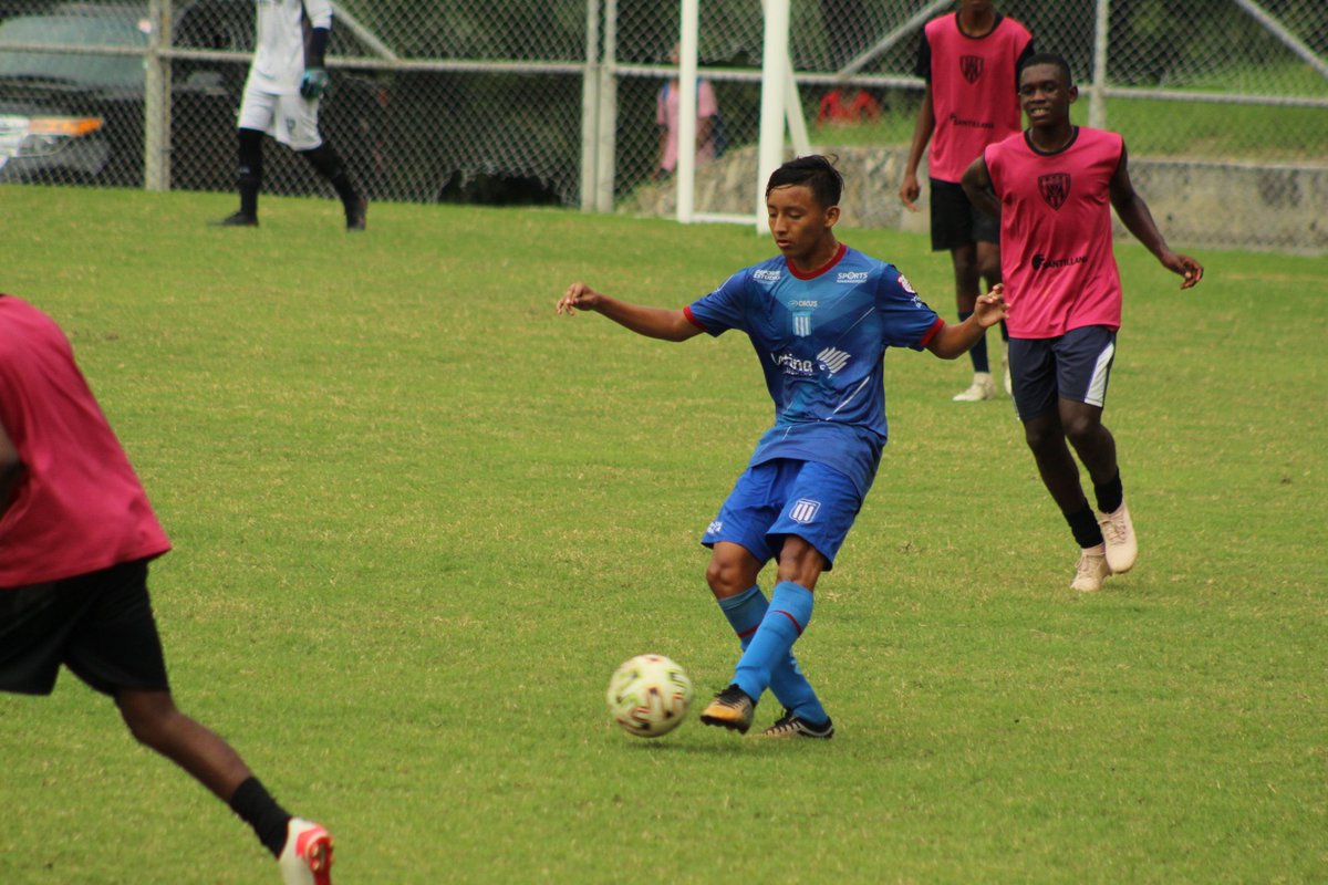 GFCguayaquil's tweet photo. Agradecemos a 🤝 @independientedelvalle por la invitación a nuestras categorías para disputar partidos amistoso.
#Cat2006 y #Cat2007 #RIBORJ en el complejo vía la costa.
La garra del sur con 7 millones de voltios
Gracias Chicos por su entrega. 💯⚡🏟️⚽ https://t.co/GbD6ZADIEo