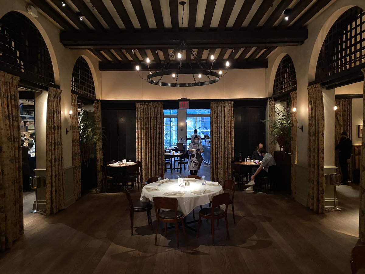 USHGNYC's tweet photo. We're thrilled to be opening our doors and welcoming you back safely with the return of onsite dining at @BlueSmokeNYC, @martamanhattan, and The Dining Room at @GramercyTavern tonight!  Click to make a reservation: https://t.co/m8Fvwn5rip https://t.co/wZeVF9CgFA