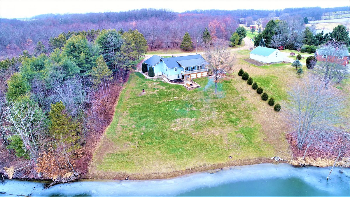 HER_KnoxCounty's tweet photo. SOLD! 69 West Lakeview Drive in Butler!
Sold by Dave Culbertson, REAL Living Home Team Real Estate
(740) 485-1641
https://t.co/6amv8WoXhr
#Sold #JustSold #Buyers #Sellers #DreamHome #RealLiving #HomeTeam #RealLivingHomeTeam #RLHT #lakeliving #applelvalleylake #PowerOfUsRLHomeTeam https://t.co/WYl74v0xvQ