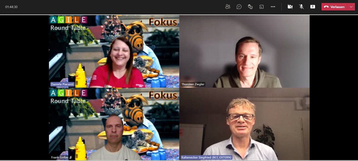 #dbart mit <a href="/sigikaltenecker/">sigi kaltenecker</a> <a href="/ThorstenZiegler/">Thorsten Ziegler</a>  <a href="/eSGeEla/">Daniela Piacenti</a> <a href="/frankgollas/">Frank Gollas</a> Toller Austausch zu der Veränderung von Führung und Management. 
Gleich wirds wieder kreativ. Ich bin gespannt.