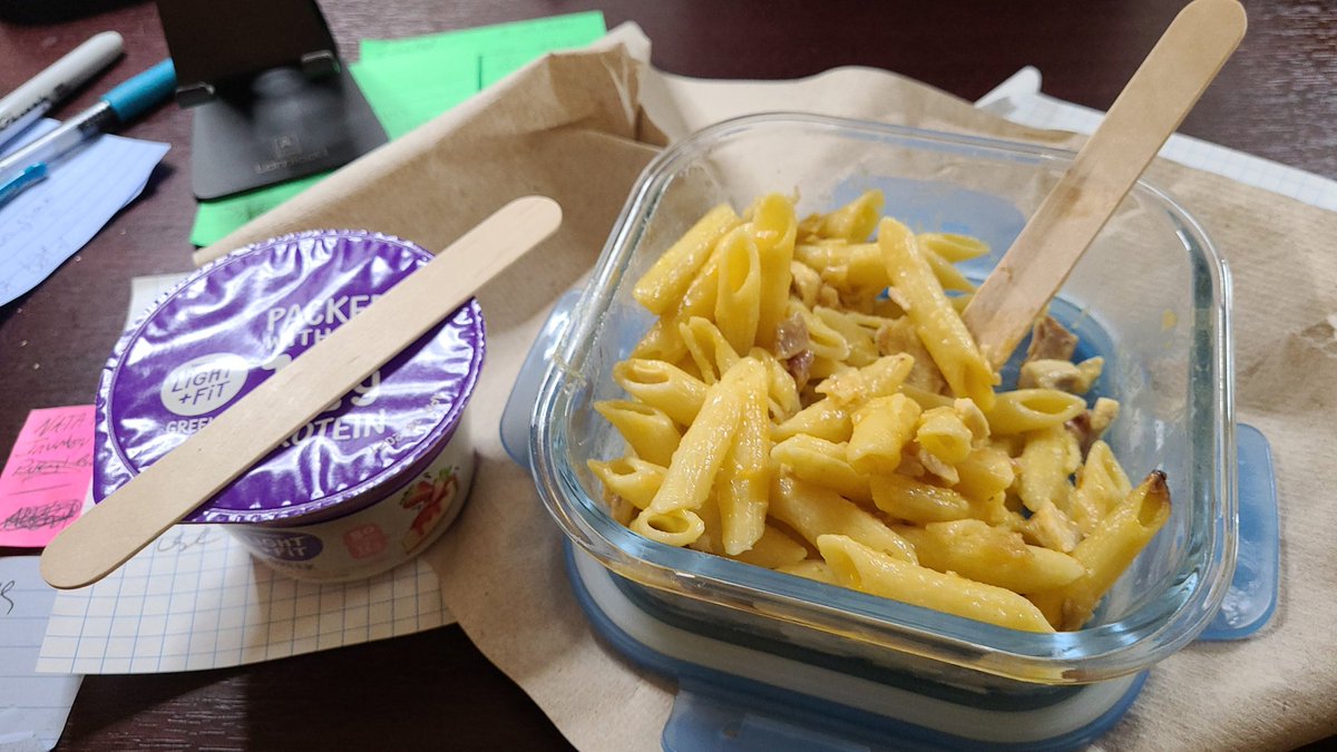 SEB_ATC's tweet photo. Forgot a eating utensils today with my lunch.
Did what all ATs do and used a tongue depressor.
#ATlife #usingmyresources
#adapt https://t.co/RVwiQjLJrg