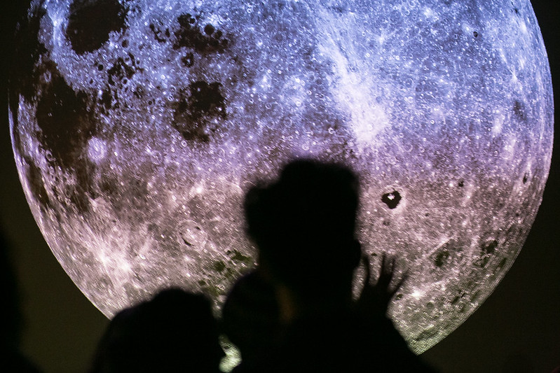ANDfestival's tweet photo. It's #EarthHour tonight at 8.30pm! If you can and are able, we encourage you to switch your lights off and find our more on the Earth Hour website: https://t.co/8lPXzNWGMU
๐ท The Deluge, James Ferraro #AND17. Photo taken by @cfosterphoto https://t.co/WwL7H1TAS3