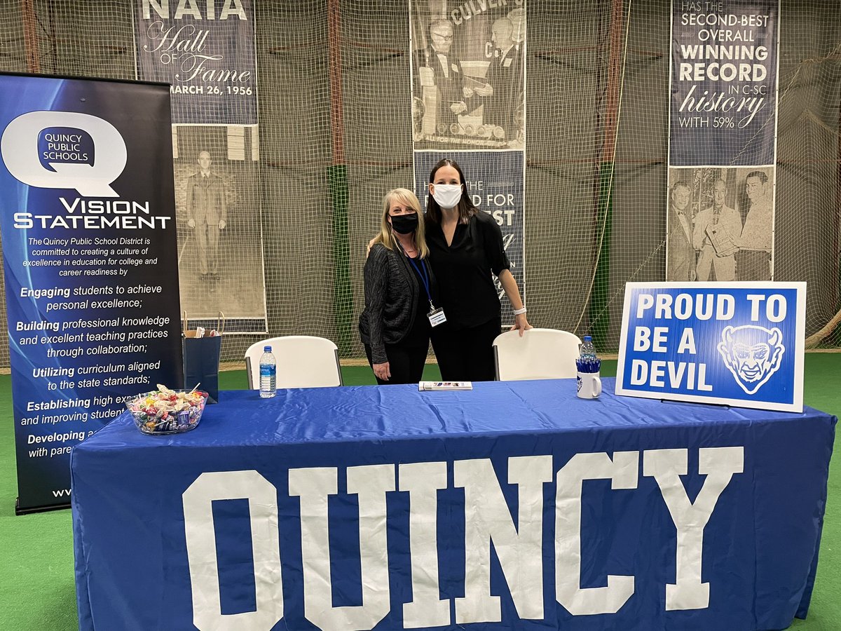 GREDFnews's tweet photo. Hanging out today with our partners at @CSC1853 for their Student #Job Fair. 

Love being able to promote opportunities in #QuincyIL &amp; #AdamsCoIL with the help of our friends at See Quincy. ♥️ #RightOnQ

Featured: @QPS_172 @RoyWebbQPS @GoodyearFarm @ChaddockForKids https://t.co/iaf97Uv2Tb