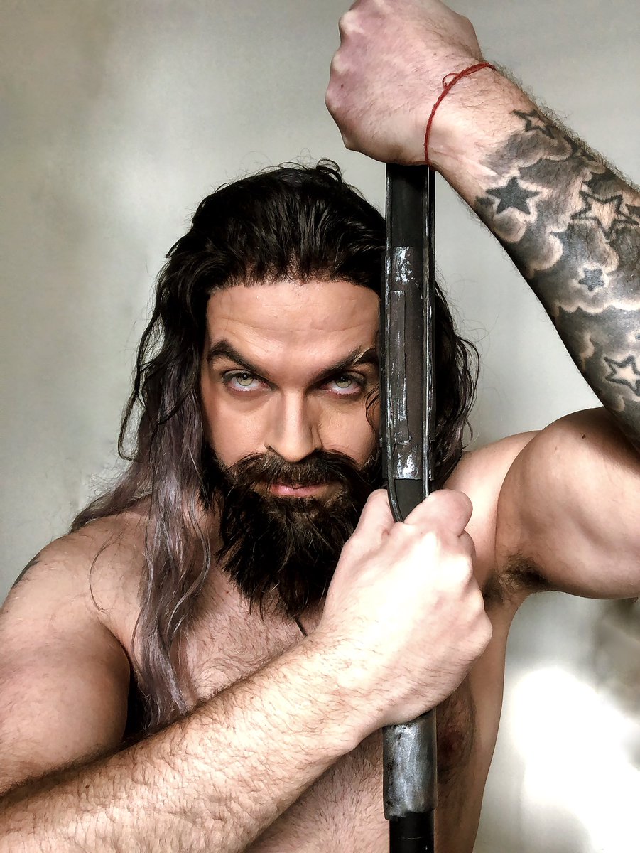 paintedbypaul's tweet photo. Becoming aquaman today #aquaman  #makeuptransformation #makeup #jasonmomoa https://t.co/sLLanFOjp8