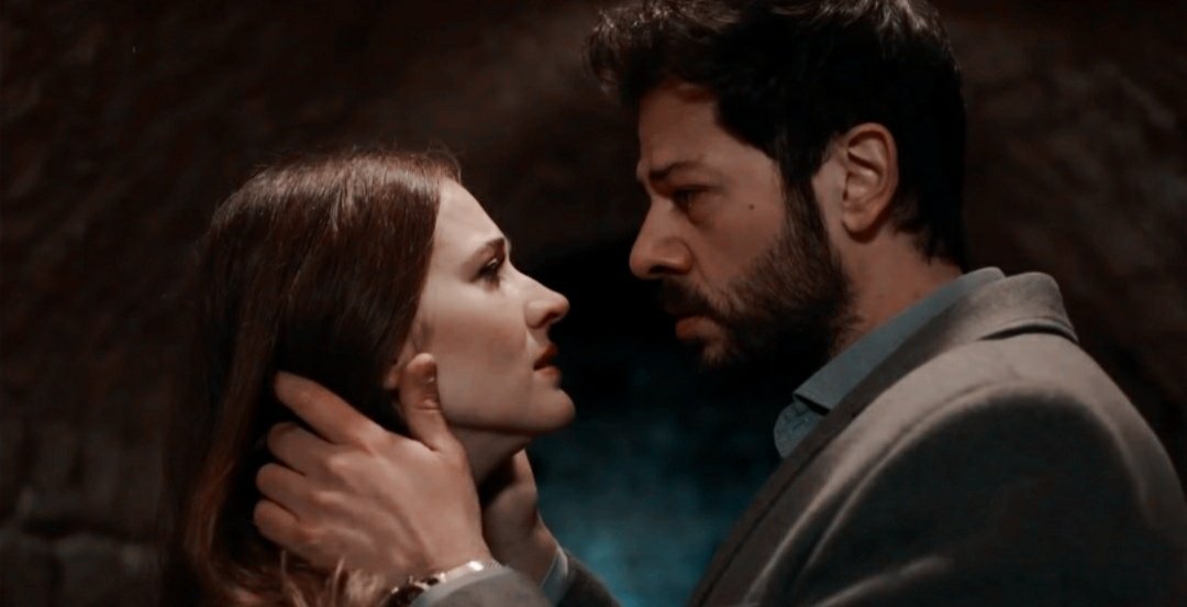 Ветреный турецкий 19. Ветреный турецкий 20 серия. Ветреный (сериал 2019 – 2021) hercai. Ветреный рейян. Ветреный турецкий 19.