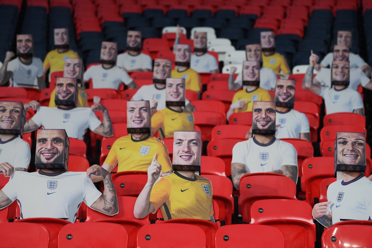_TomScholes's tweet photo. Wembley tonight, rows &amp; rows &amp; Trippier, Walker &amp; Pickford. Utterly terrifying https://t.co/C6cpwQ1YVy