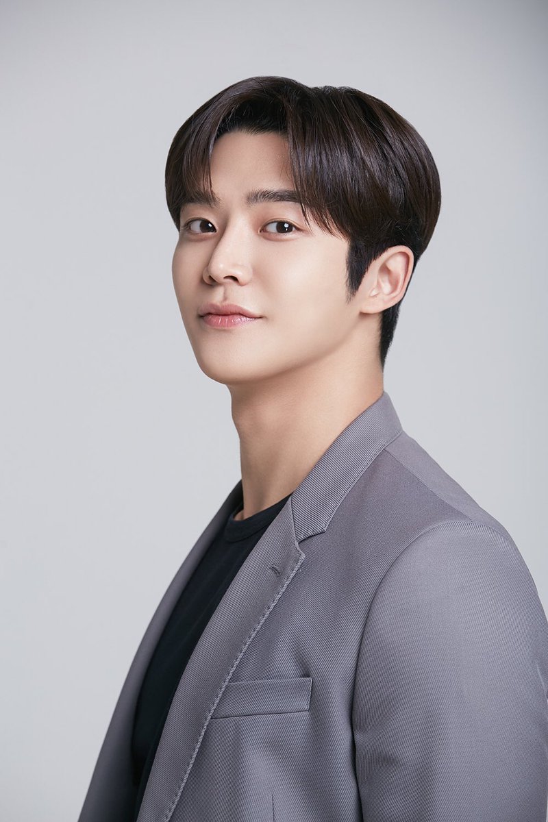 rowoon pics #sf9 tweet media