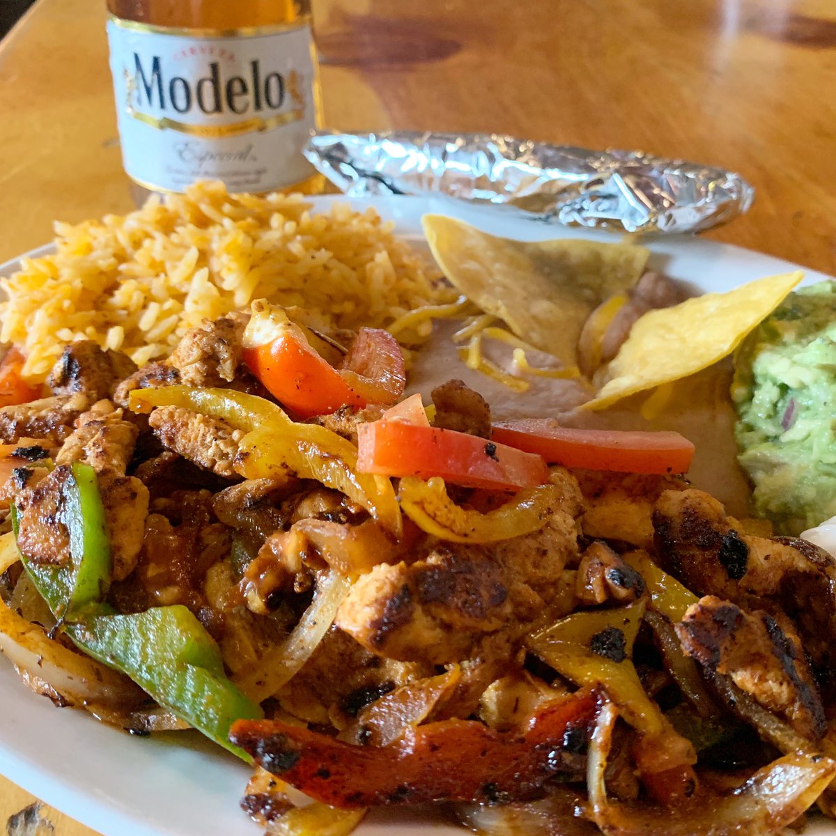 TahoeBT's tweet photo. Lunch specials are back!

Thursday’s are for fajitas:
Steak, chicken, or shrimp - $15 https://t.co/yQCjfoqx4C