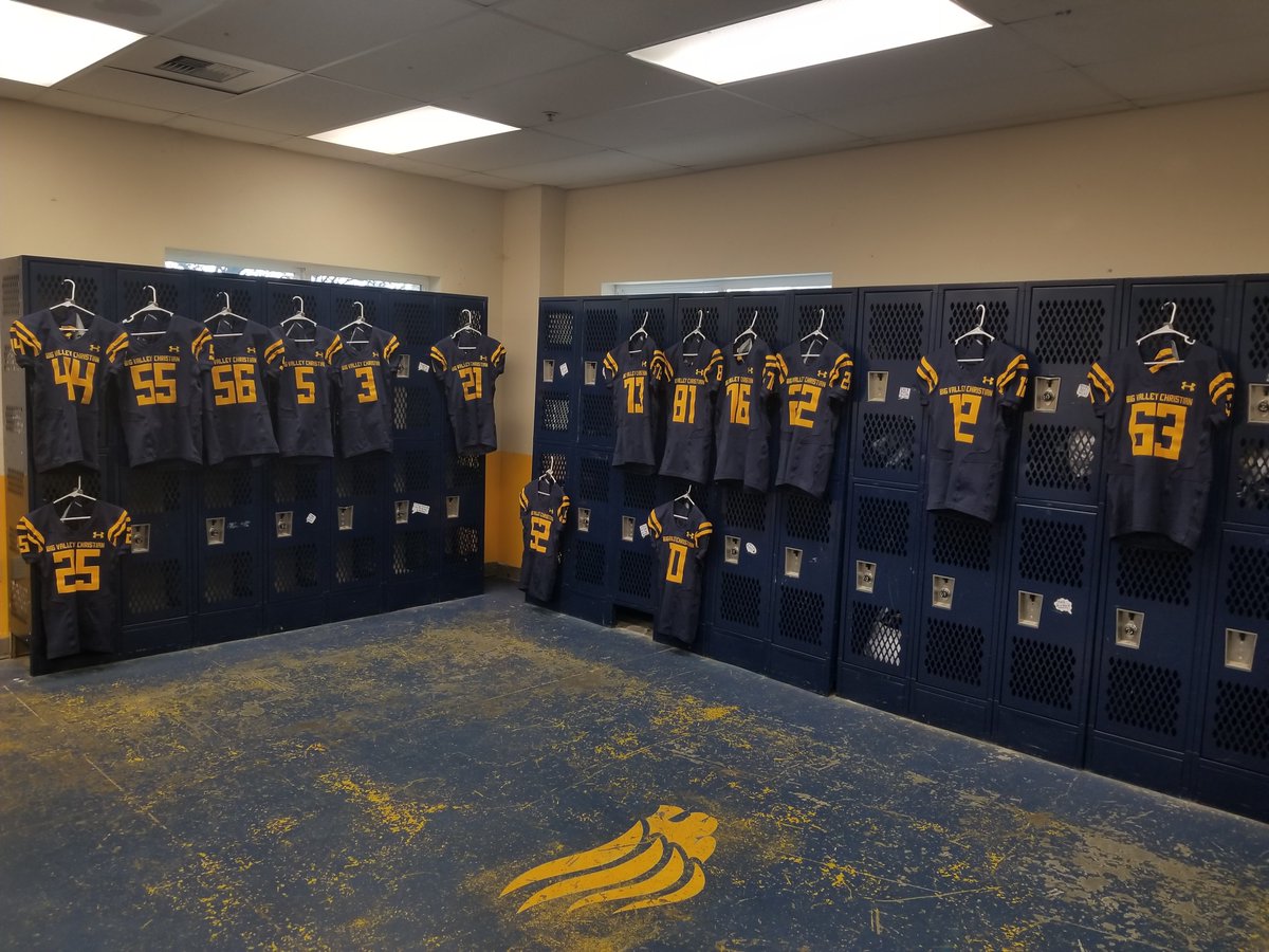 CoachBerk65's tweet photo. Gameday @BvcsFootball #BESTistheStandard #4Core https://t.co/lTgV2jX8s5