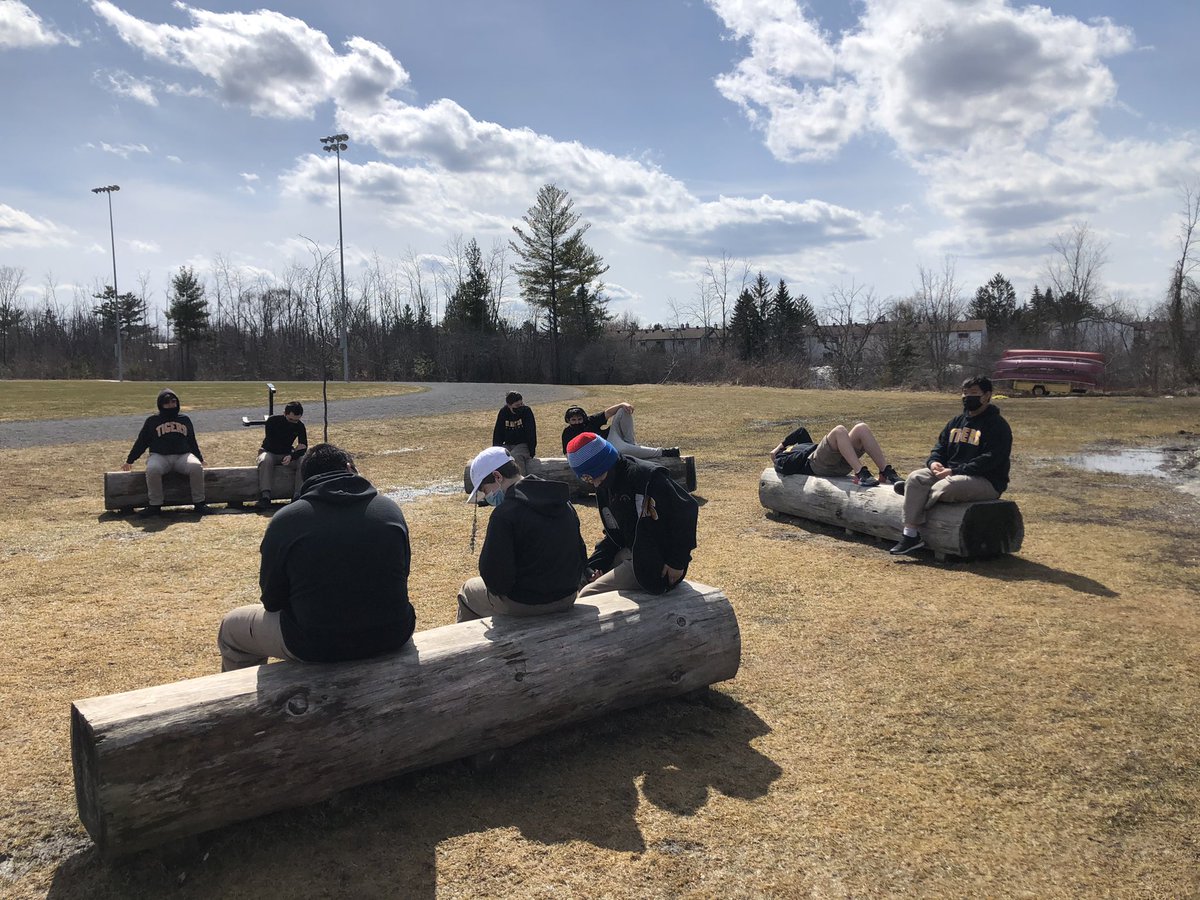 lemjen22's tweet image. Enjoying the beautiful day with 801 doing a math circle on the benches. #MathOutside @StMatthewOCSB