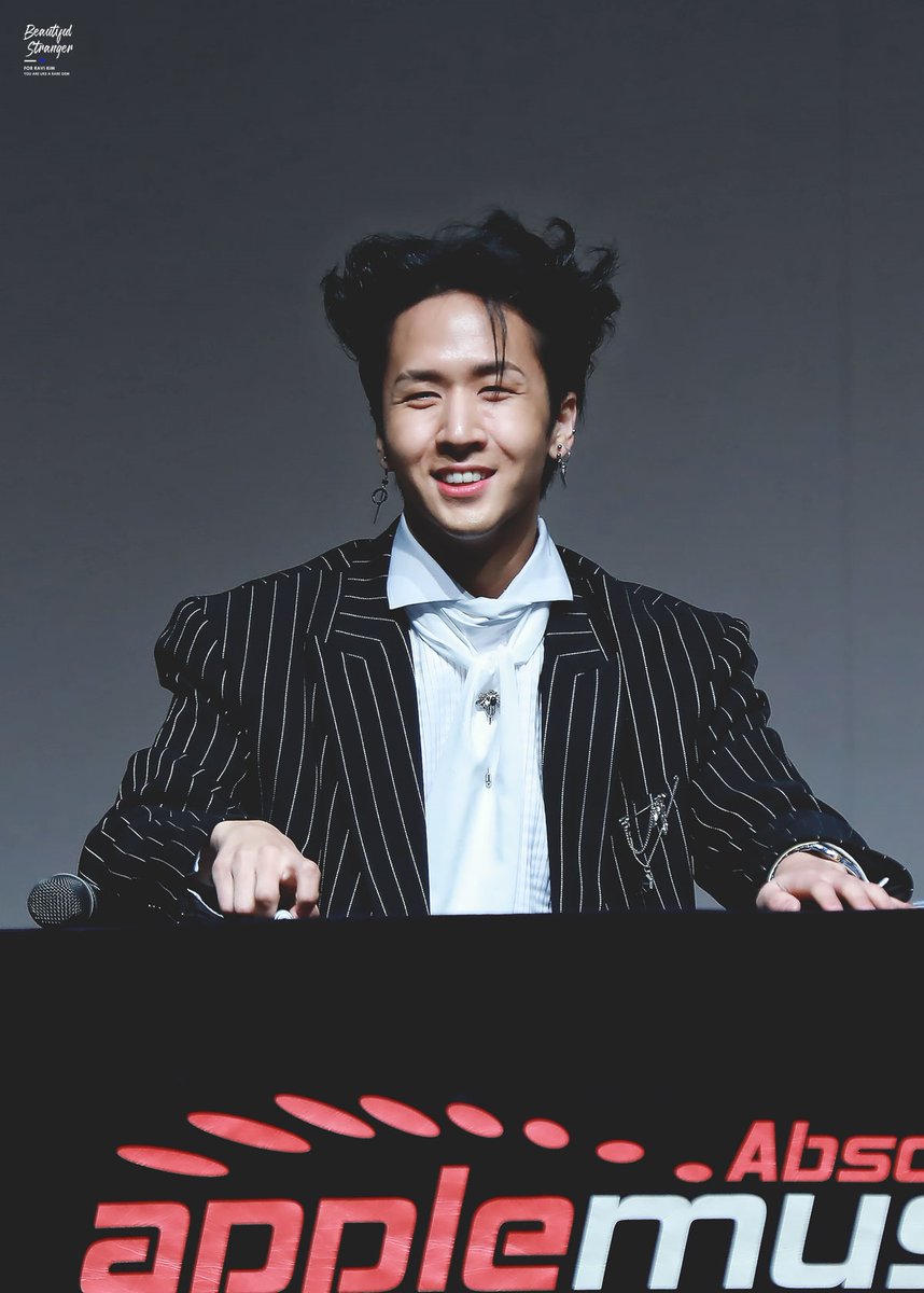 BS0920's tweet photo. [HQ] 190315 목동 팬싸

#RAVI #라비 #GROOVL1N #그루블린
💙💎 @RAVI_GTCK I miss you..... https://t.co/bKcQt4ExGa