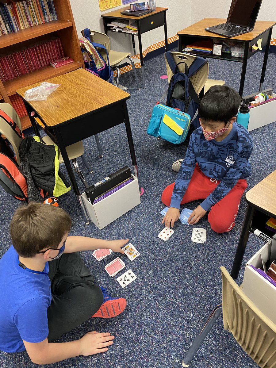 4hogsett's tweet photo. Multiplication practice! #mathwar @LindseyElem https://t.co/JOTXia4lAS