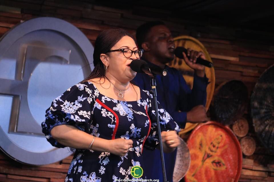 TCCPH's tweet photo. 🎶 Oh Oh Oh
Lord You're beautiful
I stand in awe of You Jesus
You are beautiful
Beautiful You are
Loving You are
I am in awe of You
#Soloministration #TCCService #ChurchWithoutBorders #eChurch #TCCPH
@PastorKech https://t.co/APNaYl8Lft