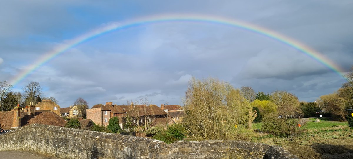 Jenper79's tweet photo. Village looking beautiful under the rainbow today.  Hopefully a sign of better days to come https://t.co/OlOwpINw9m