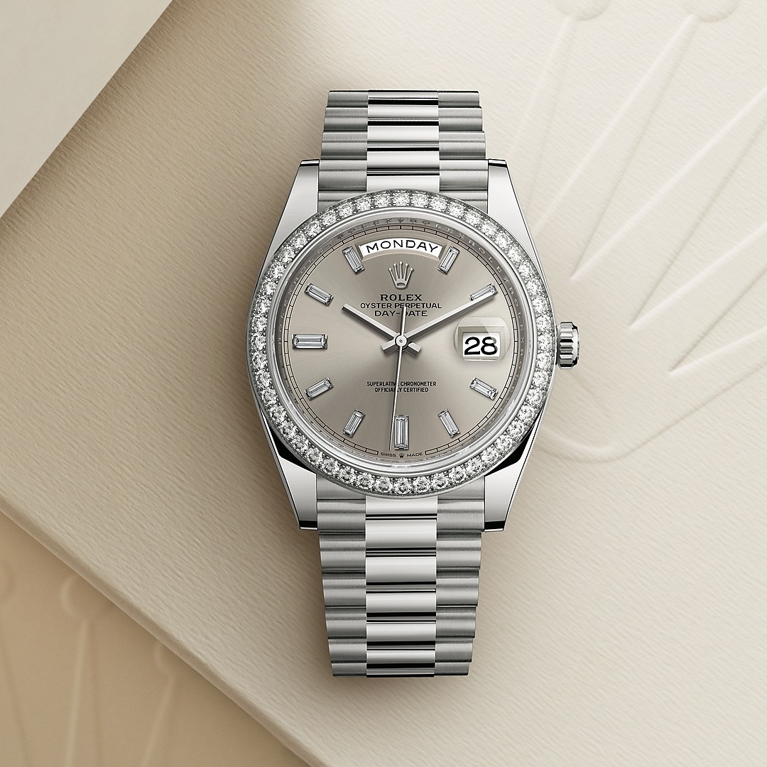 Bachendorfs's tweet photo. The ultimate watch of prestige. The Rolex Day-Date 40 in white gold and diamonds, 40 mm case, silver set with diamond dial,  a President bracelet.  #Rolex #DayDate 

#watches #watch #watchesofinstagram #watchoftheday #watchcollector #watchfam #watchaddict #rolex https://t.co/5Vkvn6Qs4e