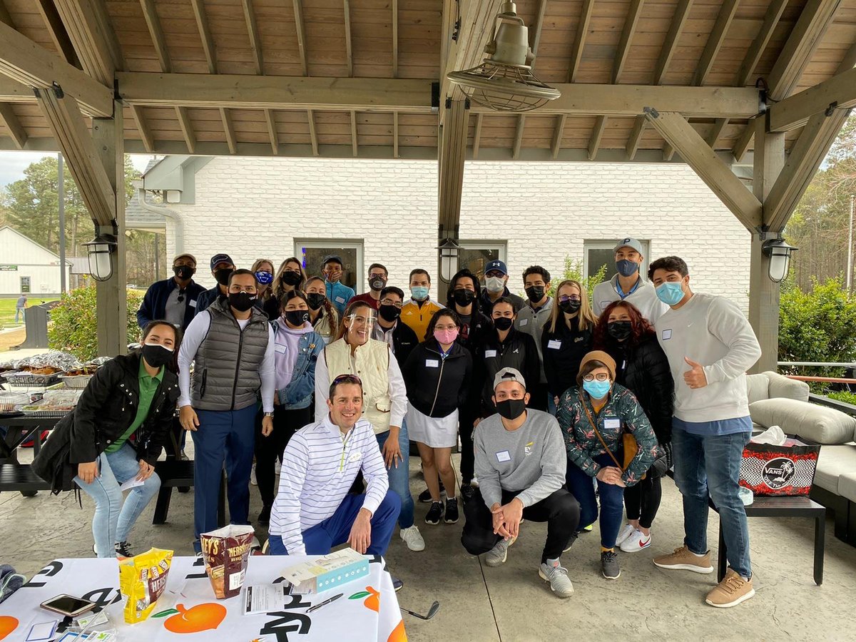 Did you know we will do custom clinics for your team-building event or for simply a group of friends!? 

Big thanks to HYPE for coming out last week and having a clinic! They were a fun group to coach and we hope to see them again soon! #Legacy #FoxCreek #Golf