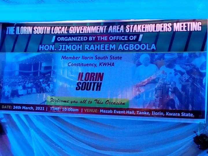 RaheemAgboola's tweet photo. For record purpose and first of it's kind, organized a joint stakeholders meeting that cut across all boards, to discuss the pressing issues of my constituency and proffer a lasting solution @followKWSG @kwhanigeria @bukolasaraki @OfficialPDPNig https://t.co/1ZQCG8LoLZ