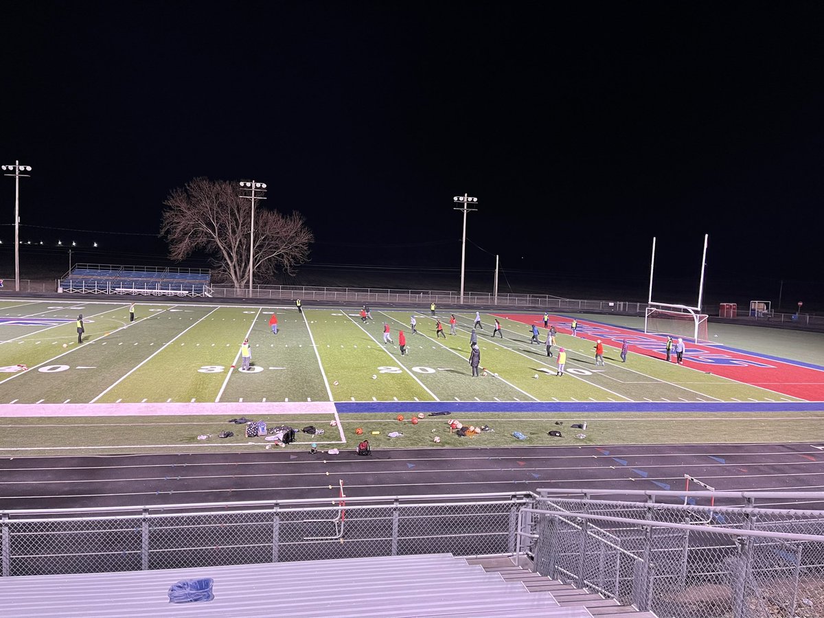 ashleyhoegh's tweet photo. AM practices are my fave! ❤️⚽️#getupandgrind #westsioux #westsiouxgirlsoccer https://t.co/vzxtsFYNAm
