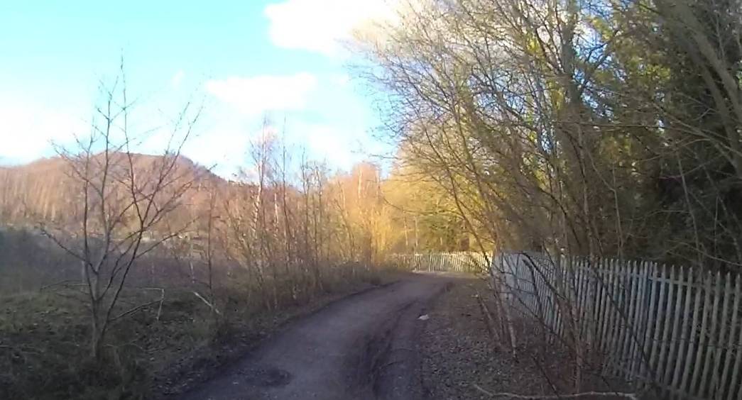 NWPWrexhamRural's tweet photo. After receiving reports of #illegaloffroading and ASB at the Gresford Tip/Slag heap. PCSO Sawyer has been patrolling the area this evening. No issues seen so far. #opskopa #pandy https://t.co/4QkkpYwcV7