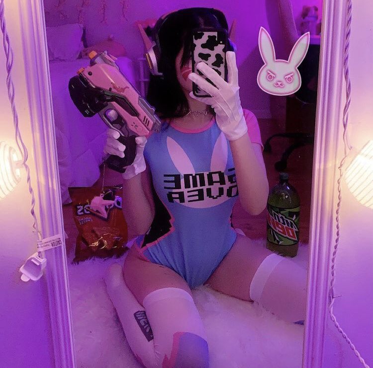 ACKRMIK4's tweet image. bang bang 🔫