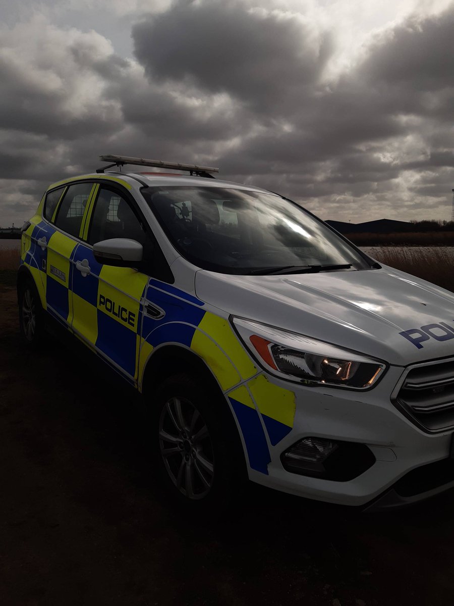#Isleofaxholme 
#owstonferry 

We have received a further report from 22nd that at approximately 21.15hrs a garage on silver street was broken into.

A blue racing push bike is still outstanding from this theft

Enquiries are on going.

going.

-PC Jackson 2373-