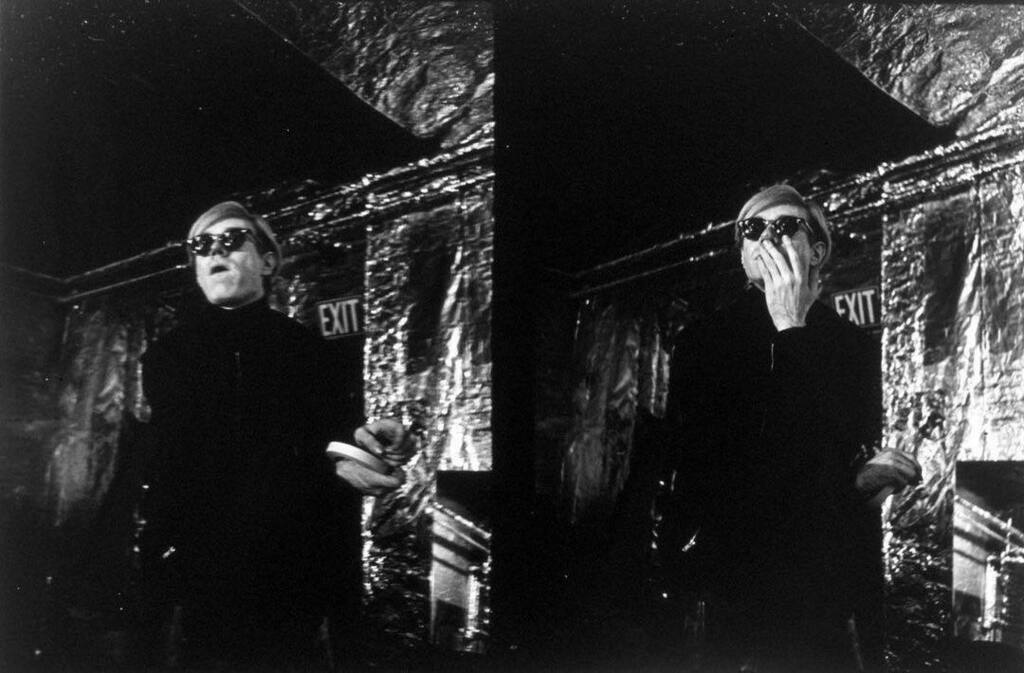 AndyWarholsEPI's tweet photo. @thewarholsixties Warhol photographed by Nat Finkelstein, 1965
#andywarhol #warhol #thesilverfactory #silverfactory #warholfactory #silversixties #nico #explodingplasticinevitable#thevelvetunderground #velvetunderground #60s #1960s #sixties #popart #60s… https://t.co/GRp9WQzOJC https://t.co/hP3pt6RhEP