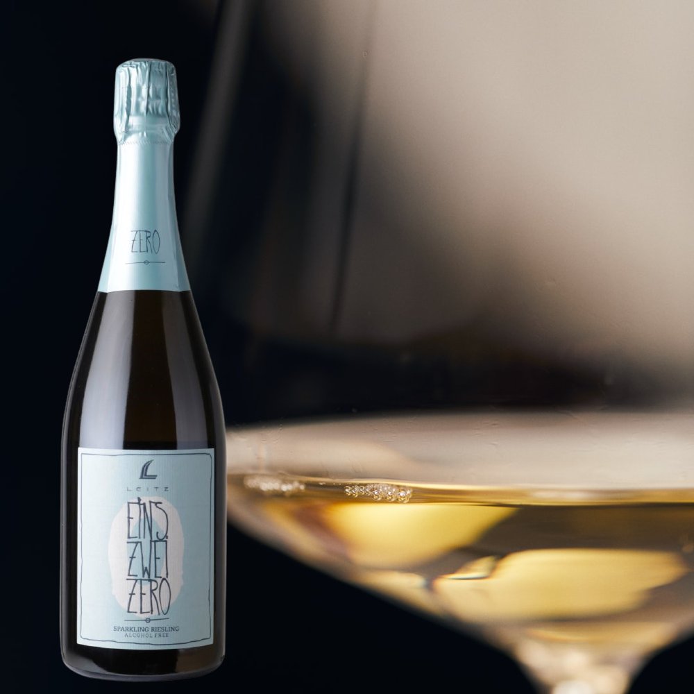 WiseBartenderUK's tweet photo. NEW NEW NEW
Fancy something for the weekend! Leitz's focus is the small gap between "the real champagne-experience" and the best available quality without alcohol...do you think they hit the champers spot?
Order now from https://t.co/WN799OmVjH
#afwine #nonalcoholicwine #af https://t.co/jGKJyqUImQ
